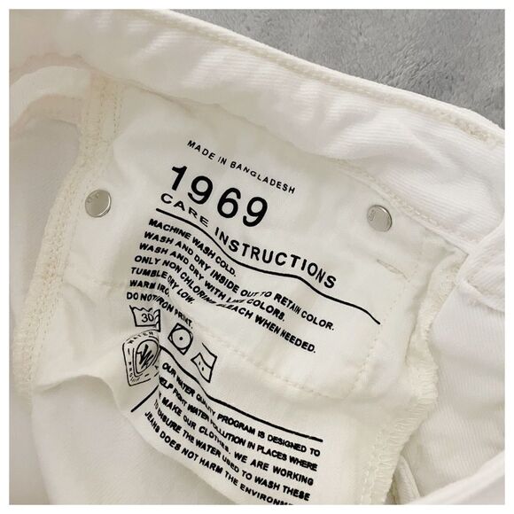 GAP White Always Skinny Destructed Ankle Jeans - Picture 6 of 9